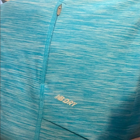 New Balance Half Zip Pullover - Picture 3 of 3